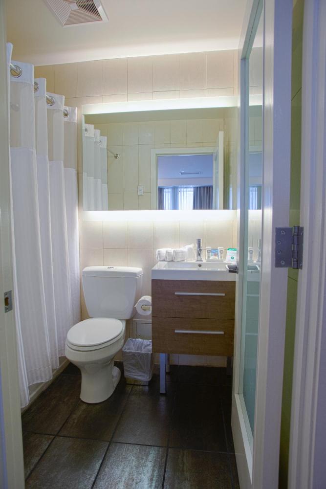 Studio with Two Double Beds interior